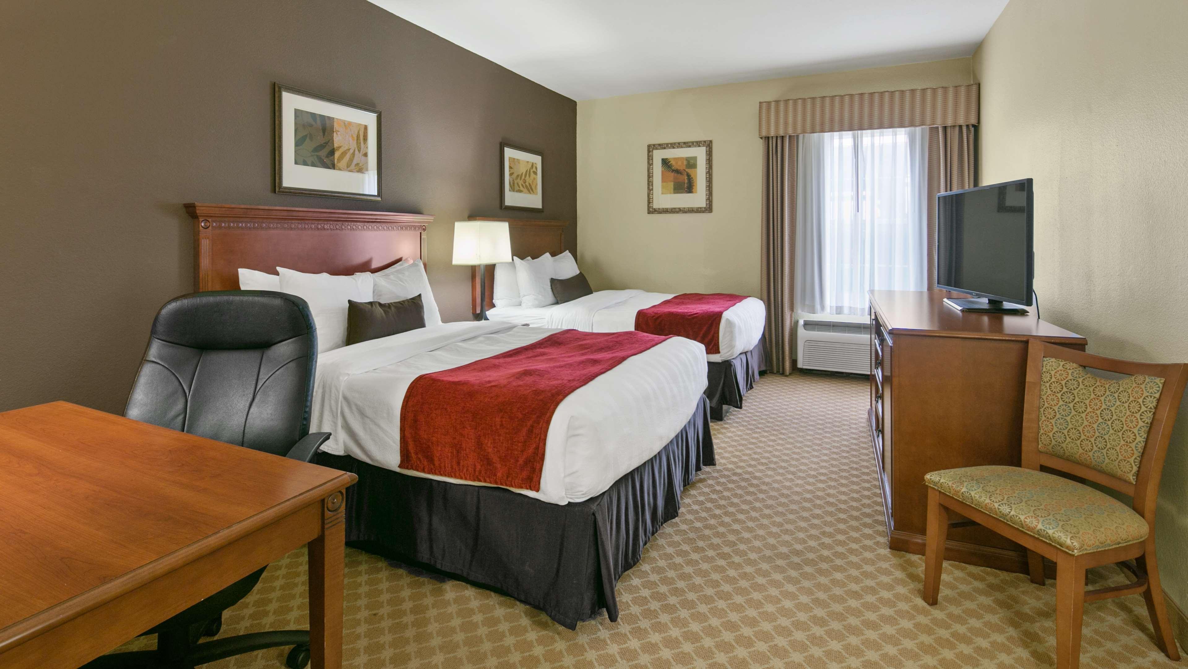 Best Western Plus Georgetown Inn & Suites Exterior photo